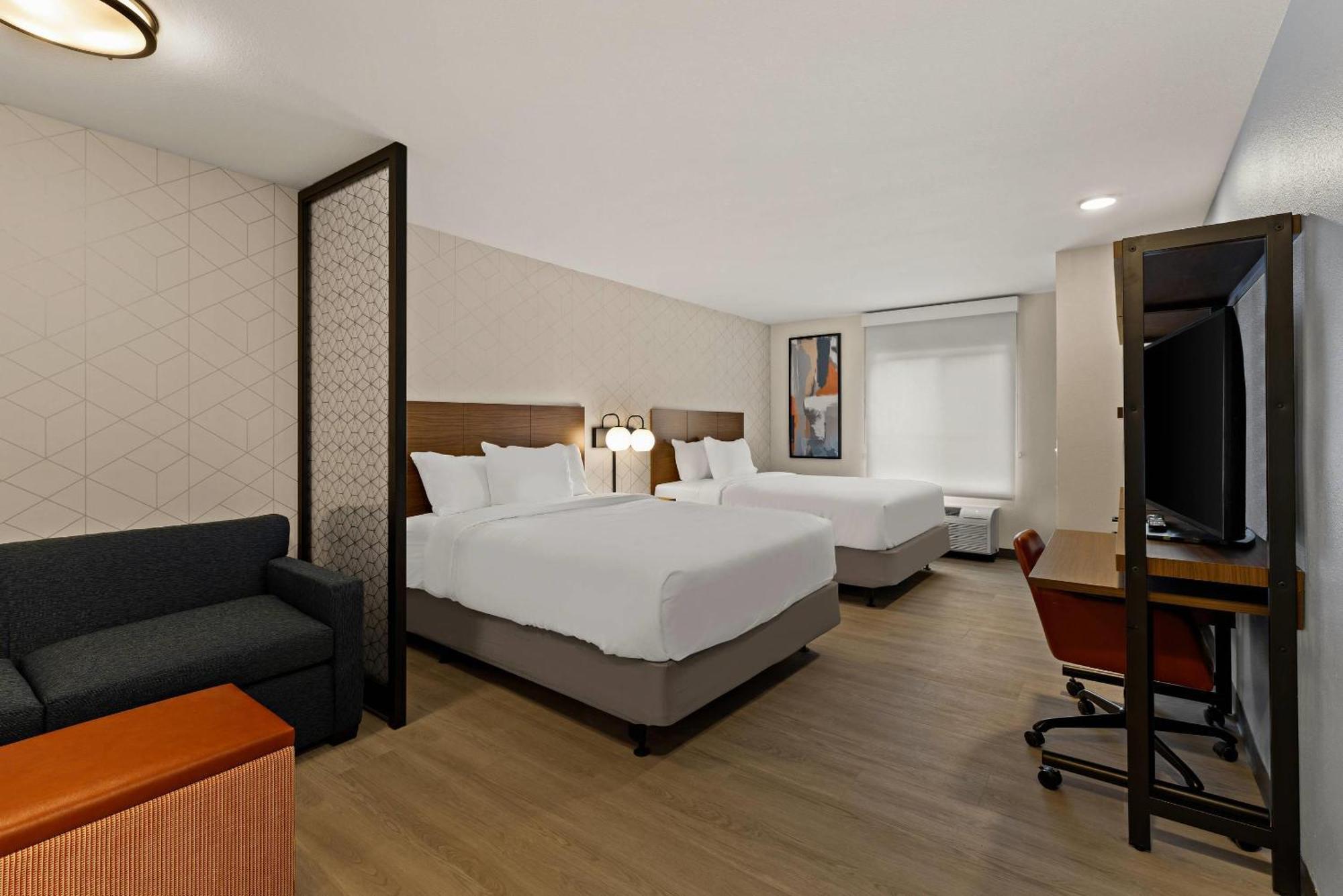 Everhome Atlanta Hotel