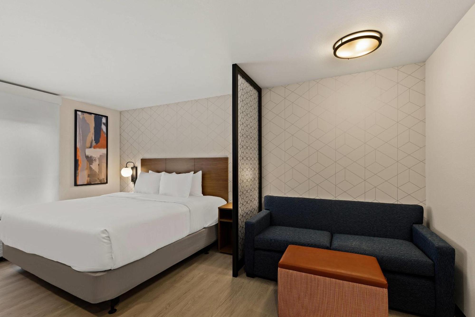 Everhome Atlanta Hotel *
